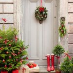 Ideas DIY para Decorar la Puerta en Navidad