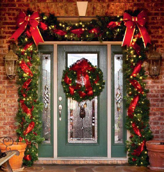 Ideas para decorar la entrada de tu casa esta navidad 2022 (3)