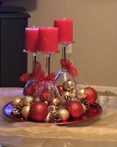 arreglos navideños rojos con velas