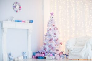 Entradas de casa para navidad rosa y plata