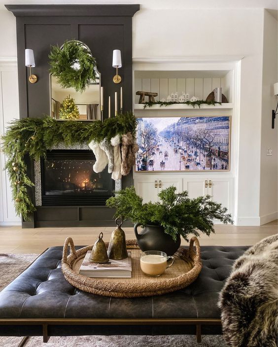 Detalles navideños modernos para la sala de estar