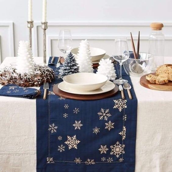 Ideas para montar la mesa de la cena de navidad color azul